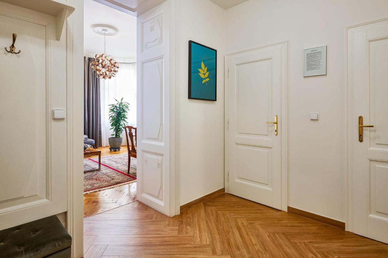 Pragueone Apartment,A/C,Terrace Kültér fotó