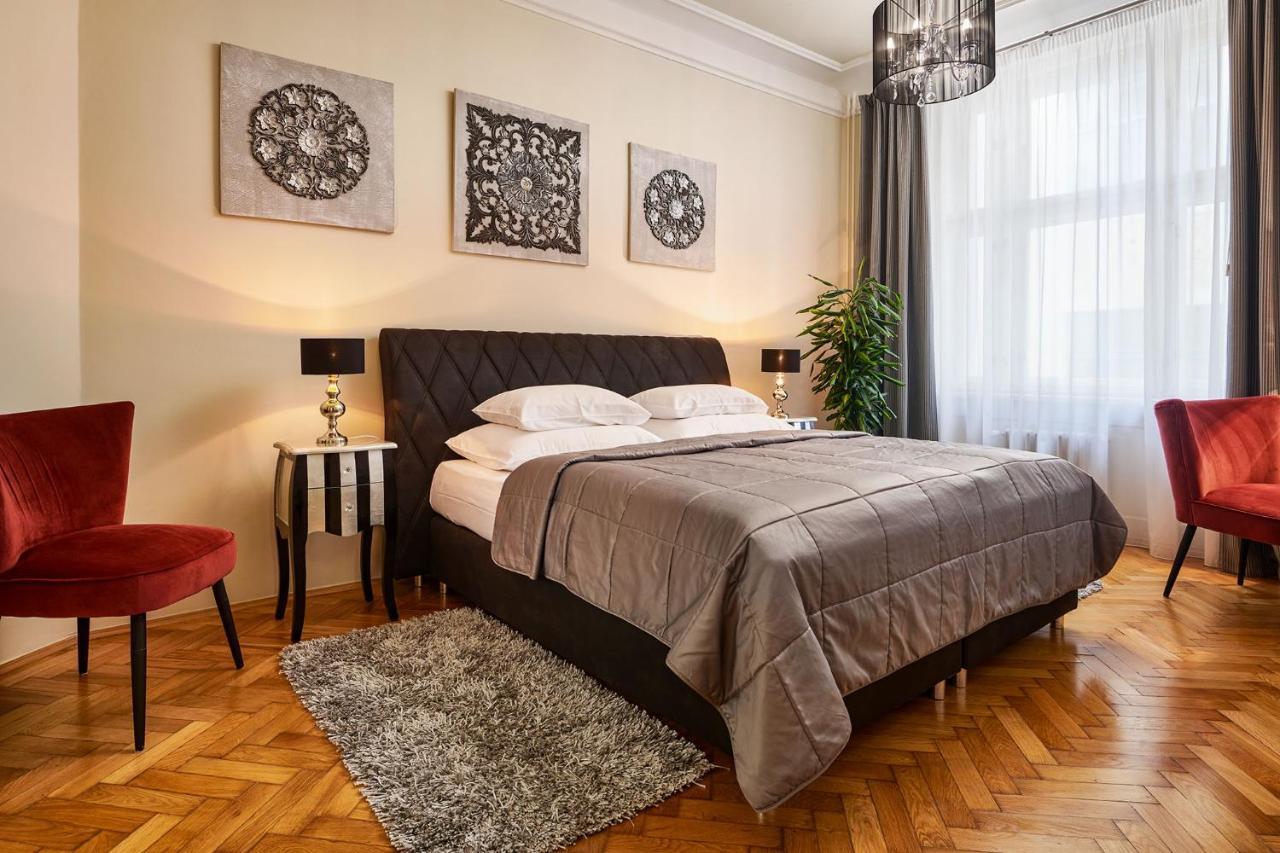 Pragueone Apartment,A/C,Terrace Kültér fotó
