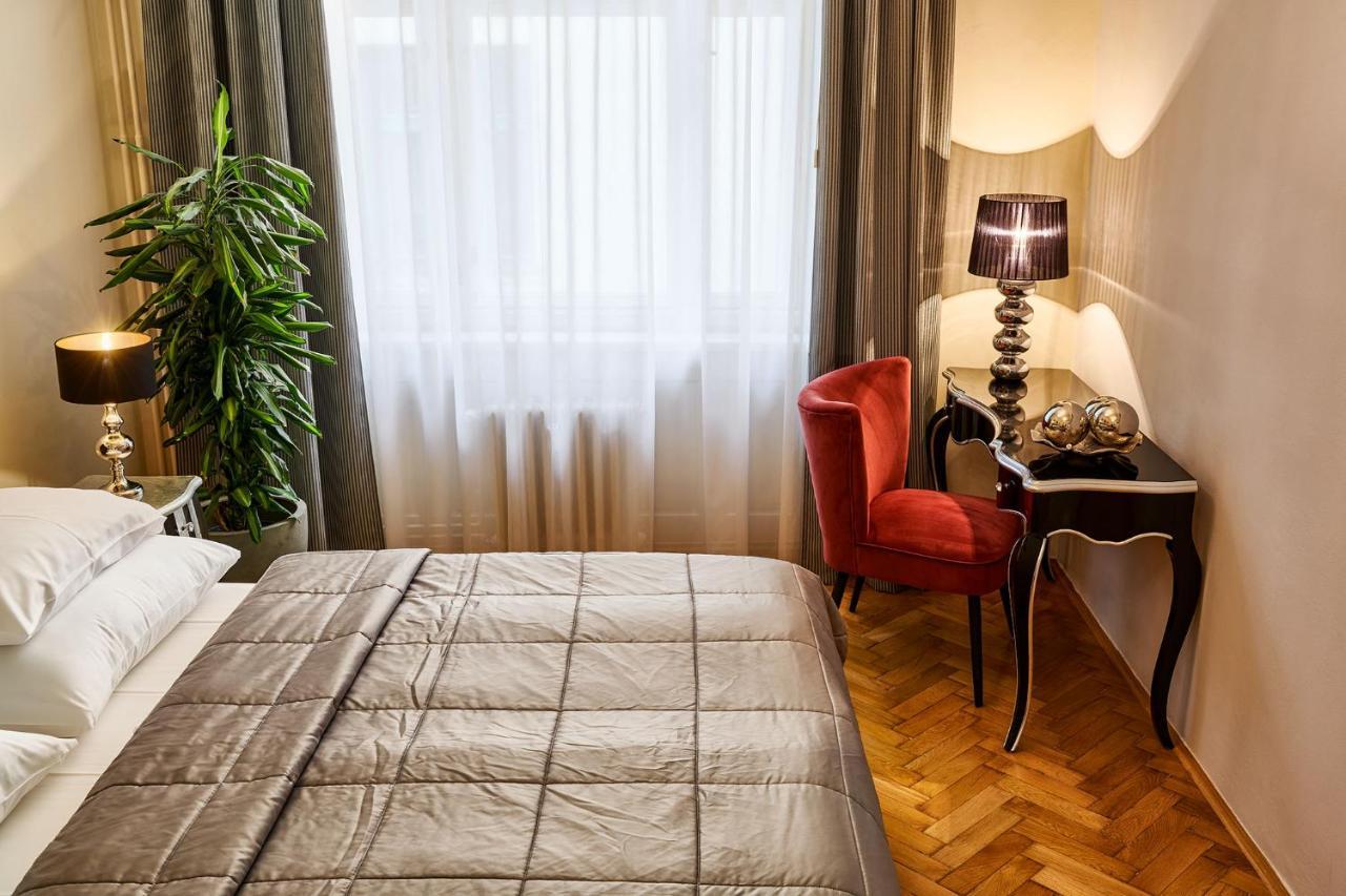 Pragueone Apartment,A/C,Terrace Kültér fotó