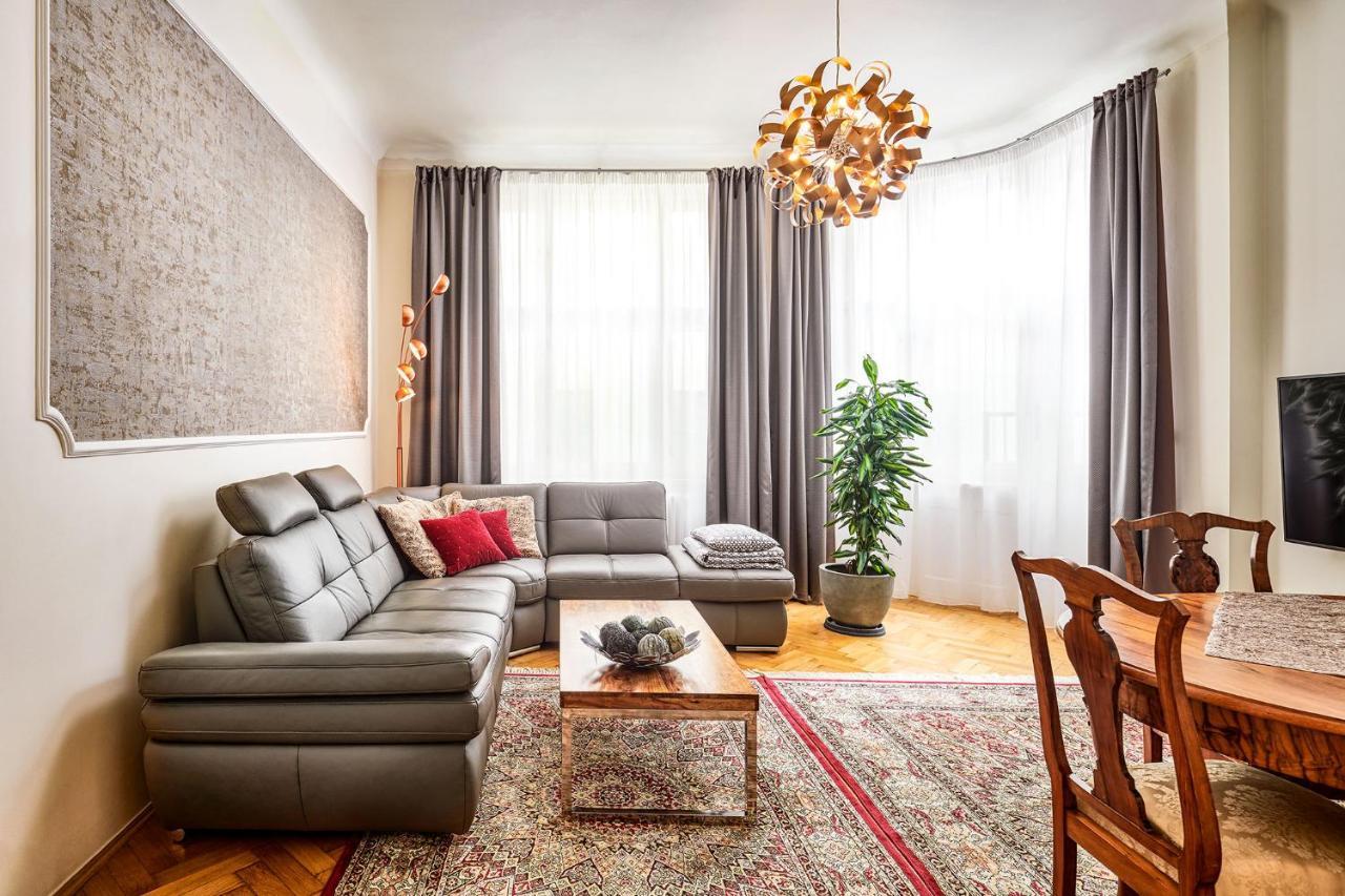 Pragueone Apartment,A/C,Terrace Kültér fotó