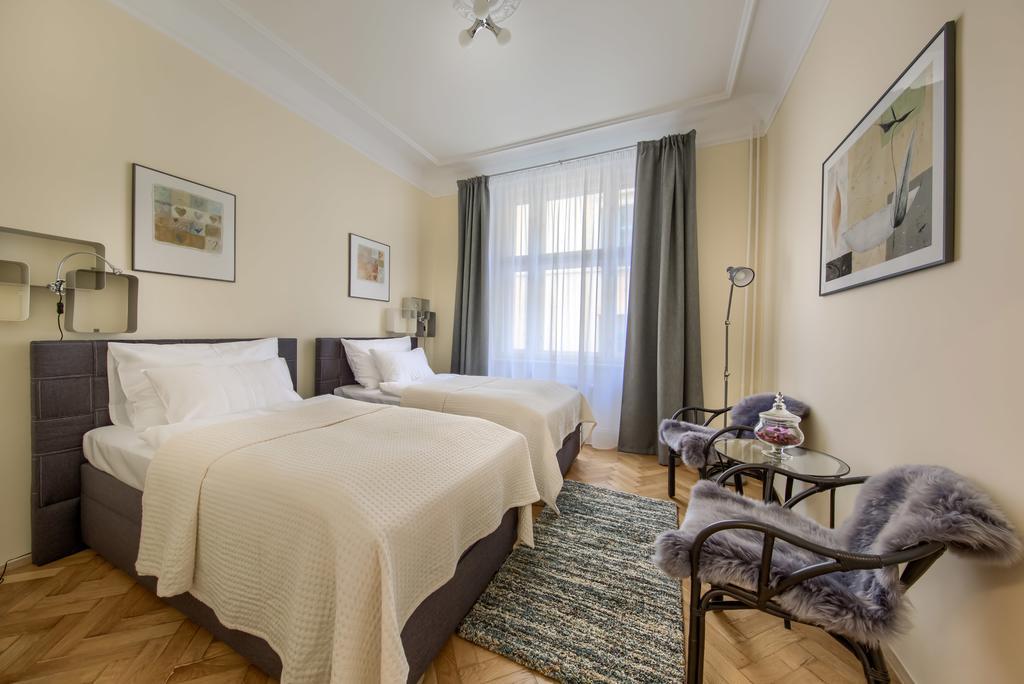 Pragueone Apartment,A/C,Terrace Kültér fotó