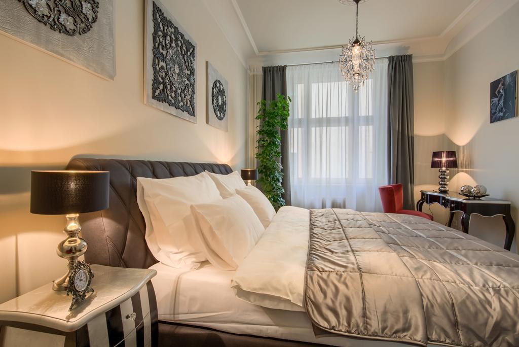Pragueone Apartment,A/C,Terrace Kültér fotó