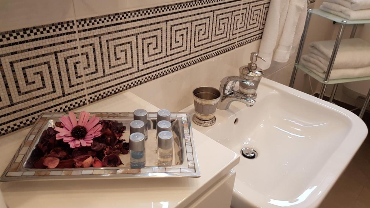 Pragueone Apartment,A/C,Terrace Kültér fotó