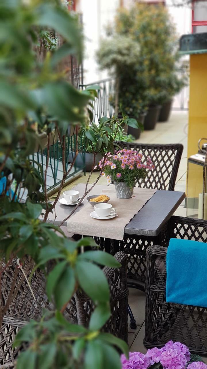 Pragueone Apartment,A/C,Terrace Kültér fotó